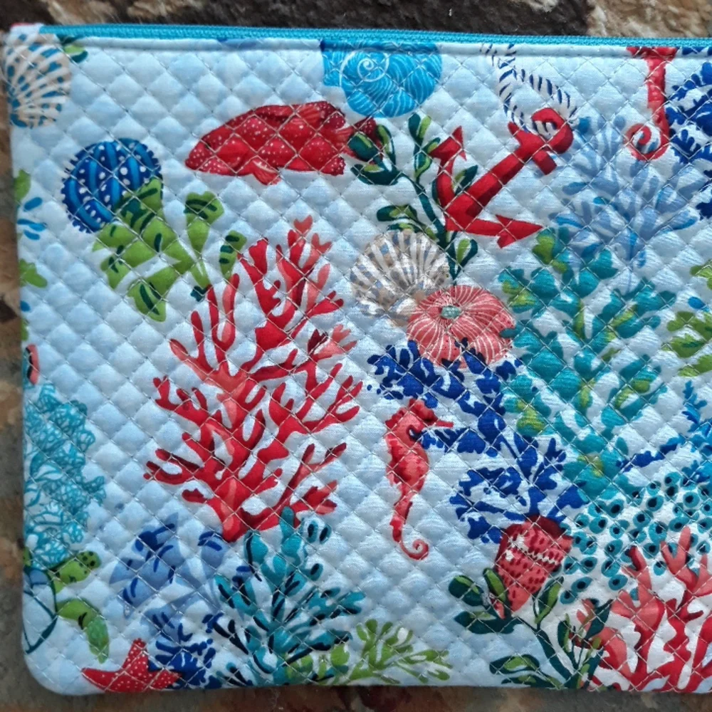 7x*Host Pick*Vera Bradley adorable wristlet - Picture 8 of 16